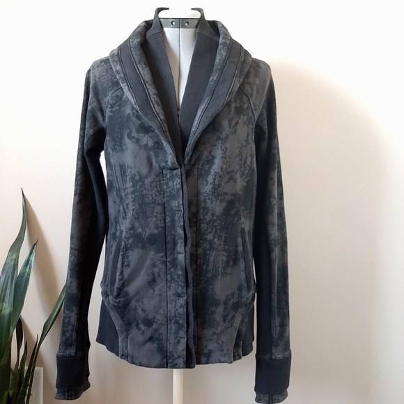 Lululemon To Class Jacket - Picture 5 of 10